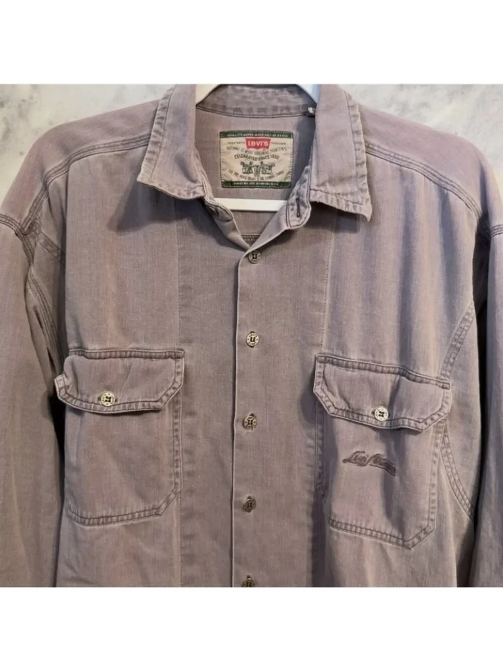 Vintage Levi's Long Sleeve Button Up Shirt Lavender Purple Pockets Mens Large